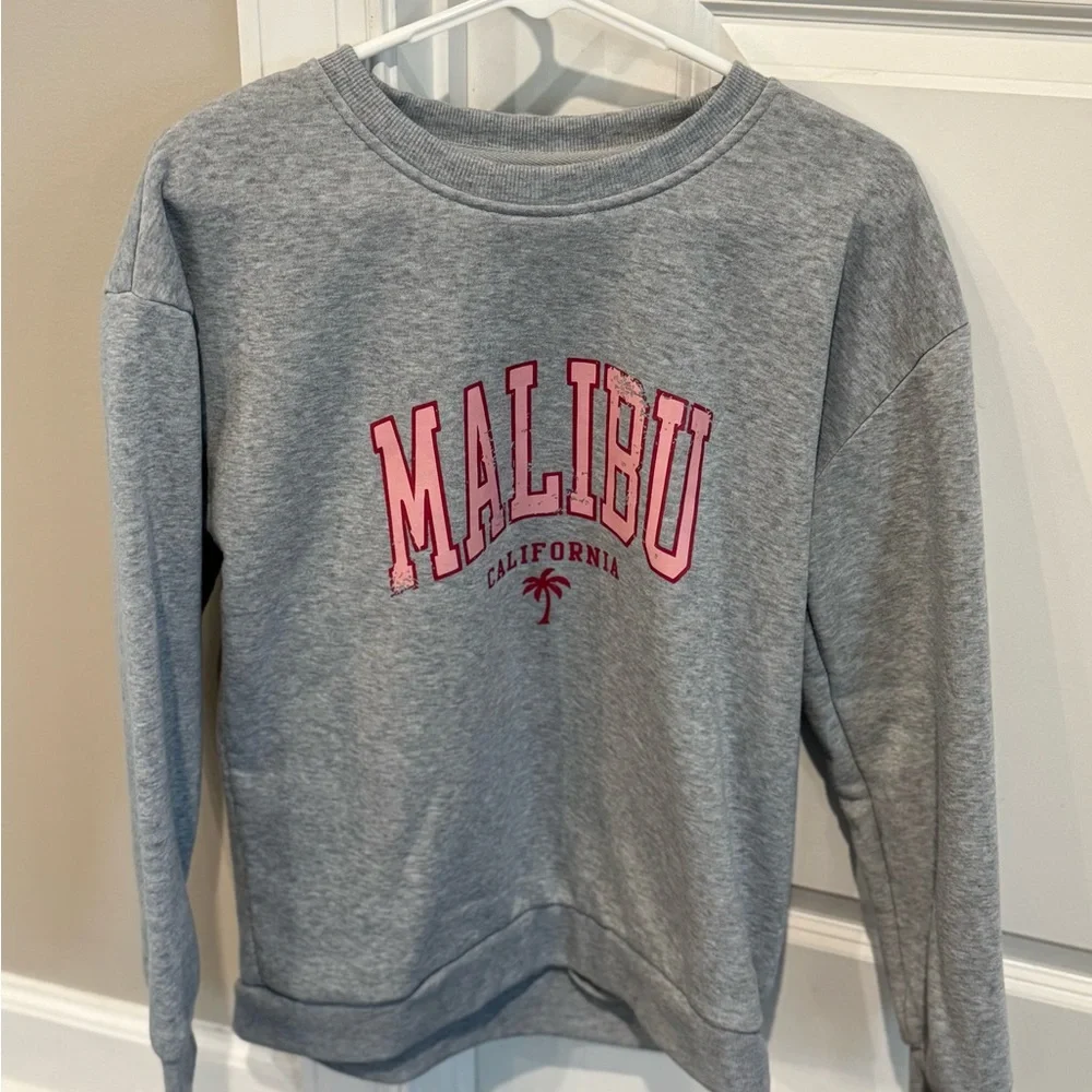 SHEIN BRAND, Gray Distressed Malibu California Sweatshirt, Women's Clothing-SM - Picture 10 of 10